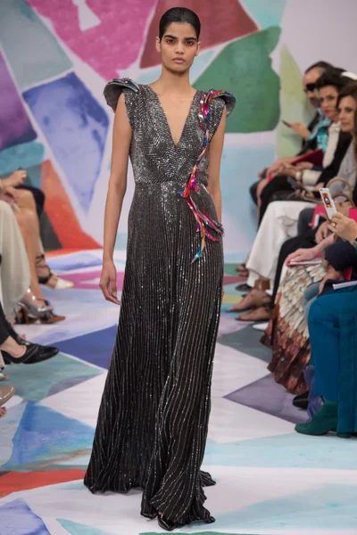 Look 24